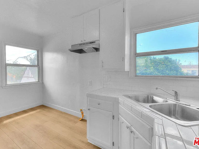 2820 Liberty Blvd #C — Photo 8