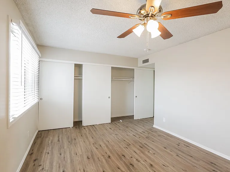 4014 E Apollo Rd — Photo 11
