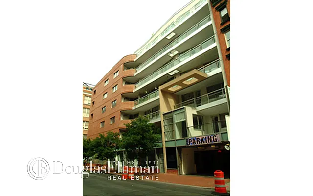 Rented by Douglas Elliman | media 25