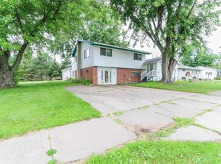 350 20th Ave S, Wisconsin Rapids, WI 54495
