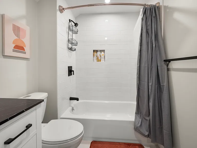21 Bolton St #2 — Photo 28