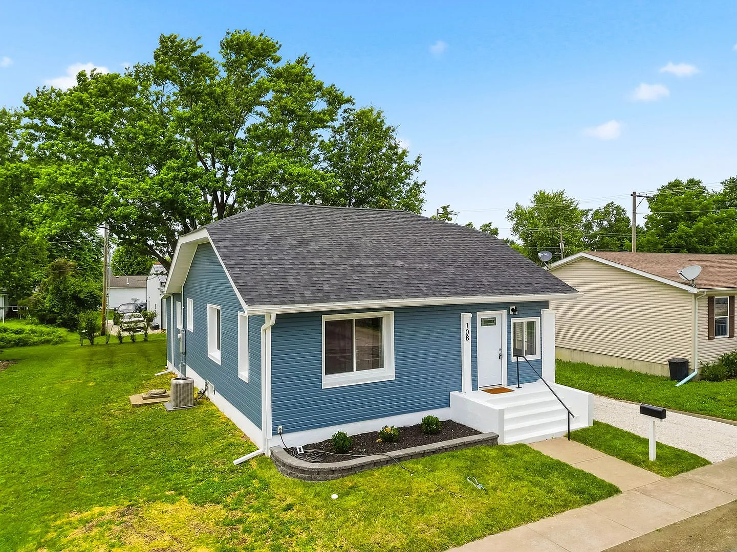 2 Bedroom 2 Bathroom House for rent in Bowling Green, MO — Photo 4