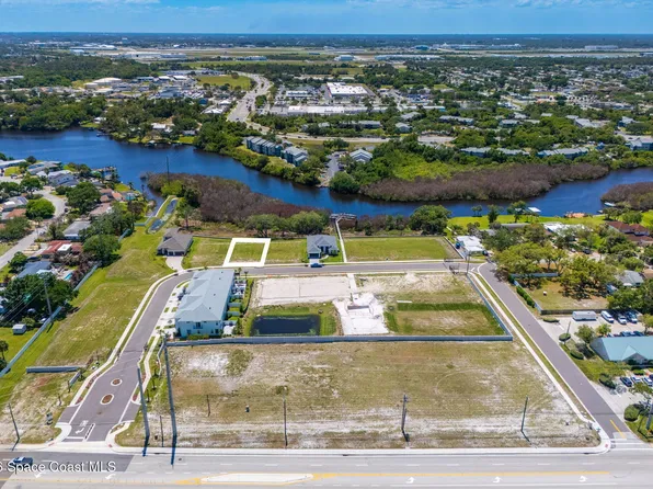 1425 Windchime Ln, Melbourne, FL 32935
