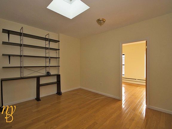 3rd image of 411 Putnam Ave #4