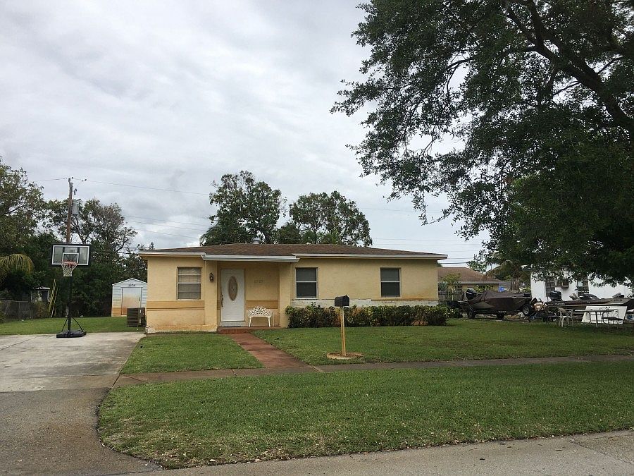 1st image of 1707 NW 13th Ct