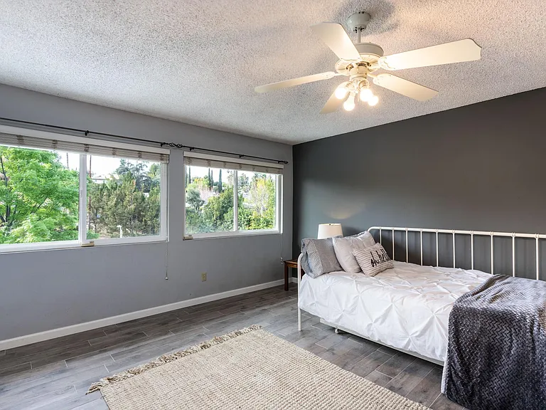 7223 Bernadine Ave — Photo 21