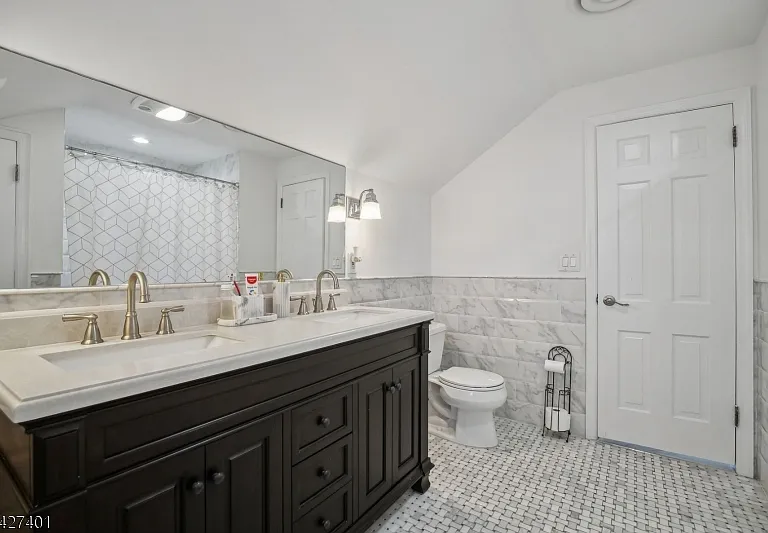 1008 Mary Allen Ln — Photo 23