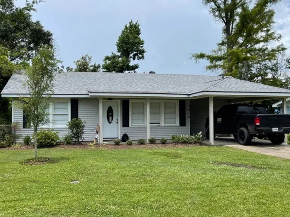 3910 Vanderbilt St, Lake Charles, LA 70607