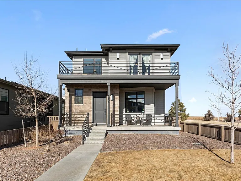 6058 N Perth St — Photo 1