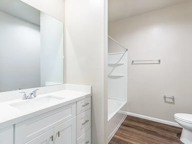 135 Park Place Cir #B — Photo 17
