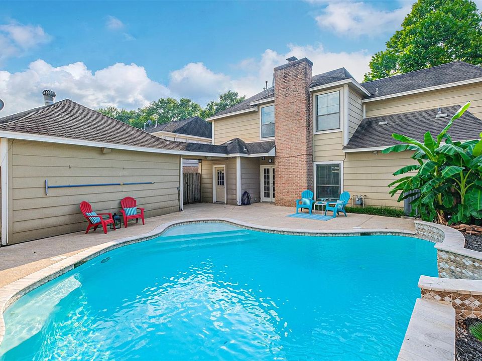 1st image of 20611 Park Bend Dr