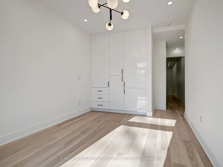 230 Willow Ave — Photo 12