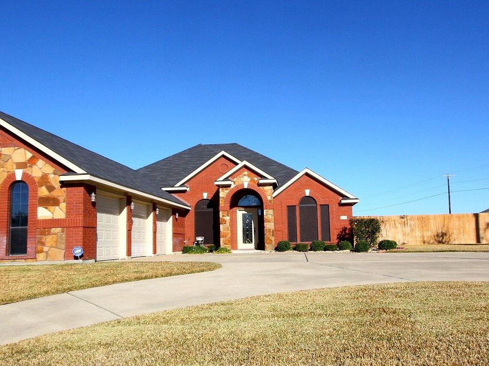1st image of 5707 Tourmaline Dr