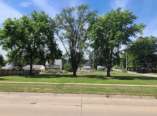 13303 Potwin St, Omaha, NE 68137