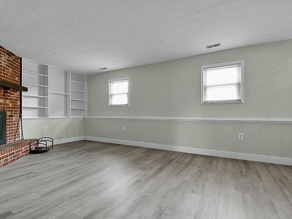 4th image of 544 Hunt Valley Dr