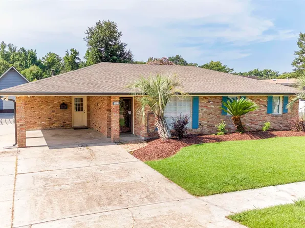 704 Prevost Dr, Houma, LA 70364