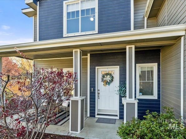 568 S Wooddale Pl, Eagle, ID 83616