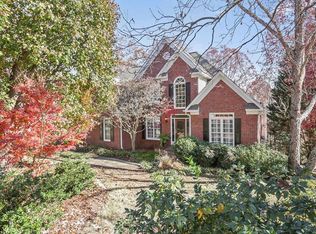 1045 Anston Dr, Roswell, GA 30075