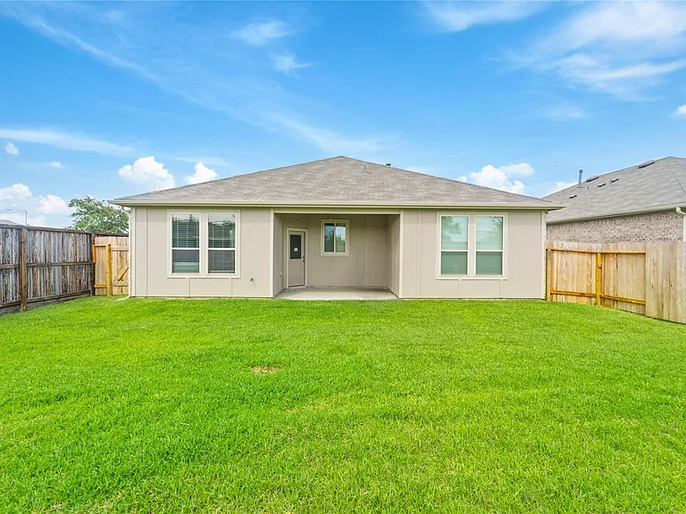 3111 Freiberger Ln — Photo 28