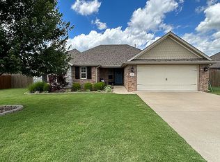 164 Penzo Ave, Springdale, AR 72762