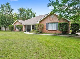 200 Koch Rd, Picayune, MS 39466