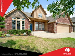 4613 N Narcissus Ave W, Broken Arrow, OK 74012