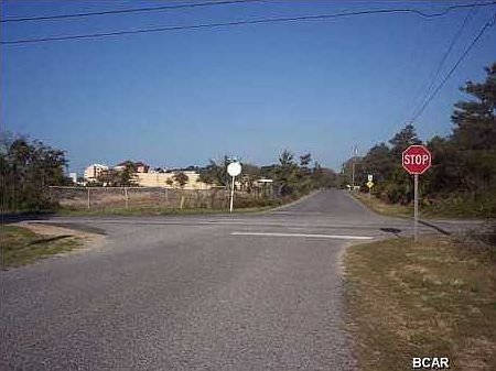 1st image of 22721 Lakeview Dr