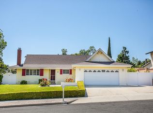 857 S La Grange Ave, Thousand Oaks, CA 91320