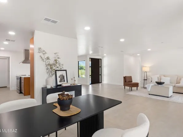 6401 N Camino Abbey, Tucson, AZ 85718