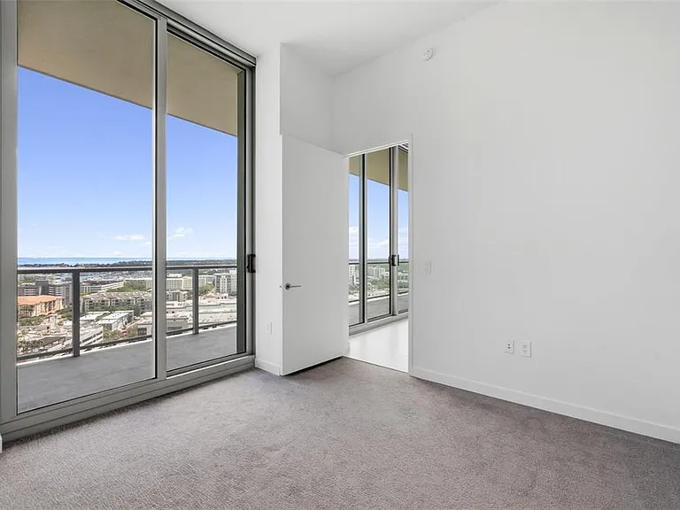 400 Central Ave #1903 — Photo 38