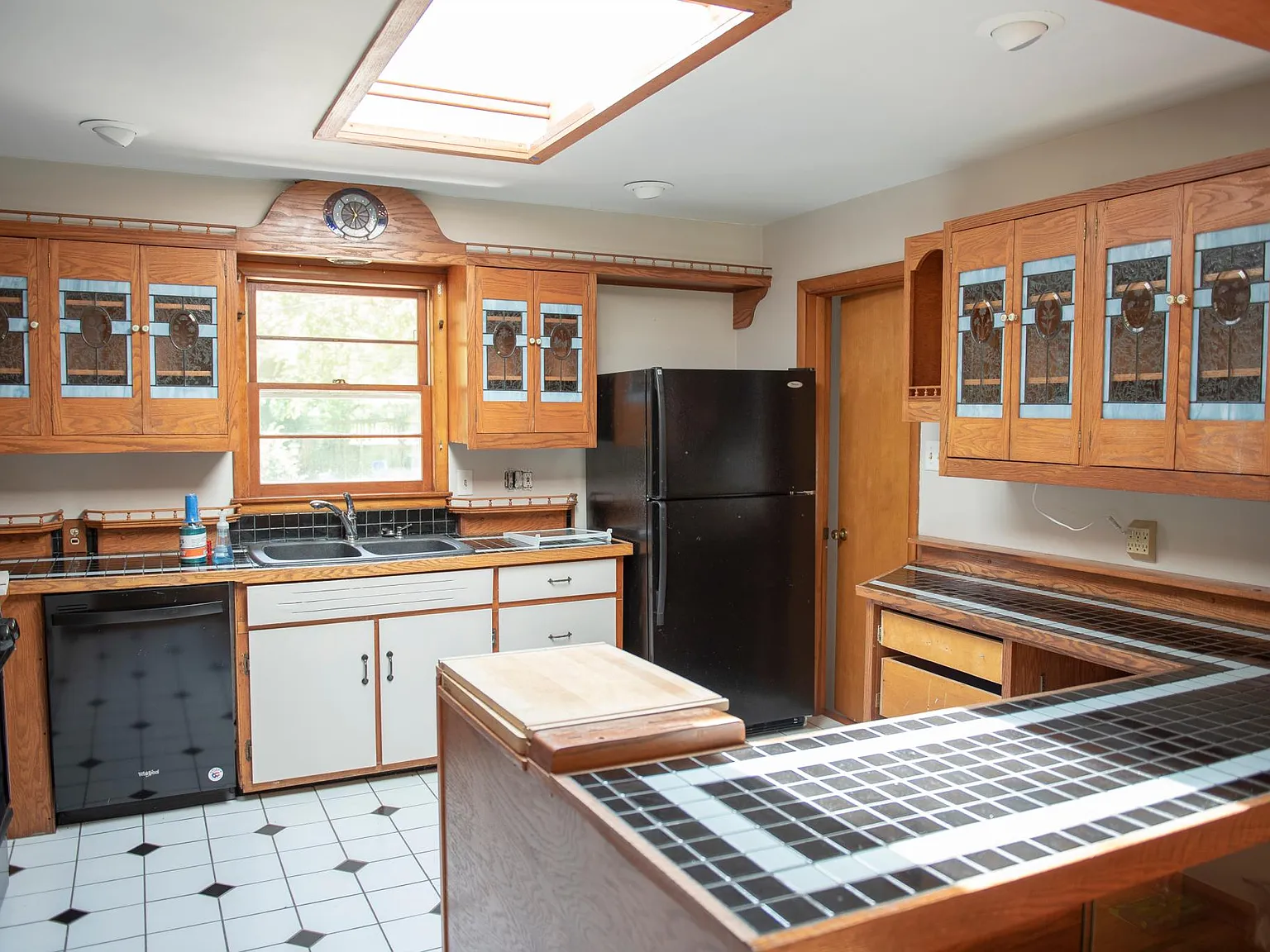 1407 S Maple St — Photo 4