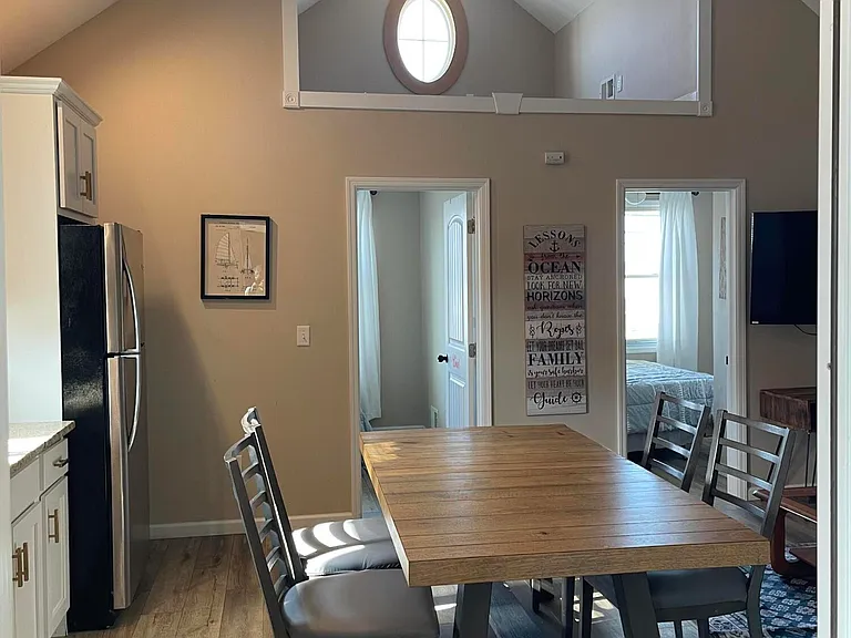 241 Hiering Ave — Photo 36