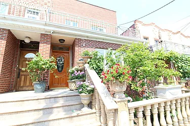 Rented by H L Dynasty Real Estate Corp