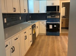 71 Annaquatucket Rd, North Kingstown, RI 02852