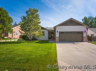 911 Morningside Dr, Cheyenne, WY 82001