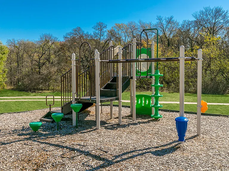 Dry Creek Ranch Apartments — Photo 10