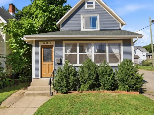 325 Grand Ave NE, Grand Rapids, MI 49503