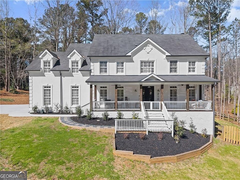 1st image of 210 Weatherwood Cir