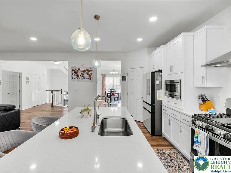 5044 Bellflower Dr — Photo 30