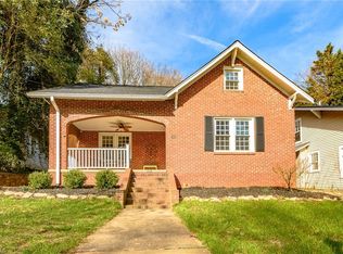 450 Lockland Ave, Winston Salem, NC 27103