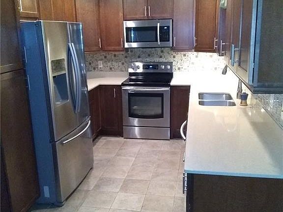5th image of 1800 NE 36th St