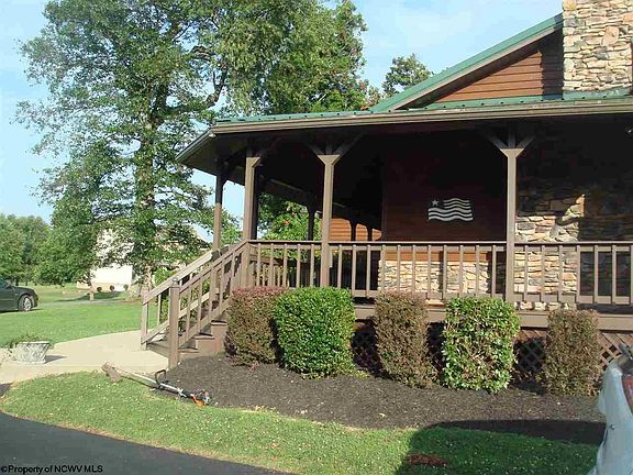 2nd image of 243 Colony Oaks Dr