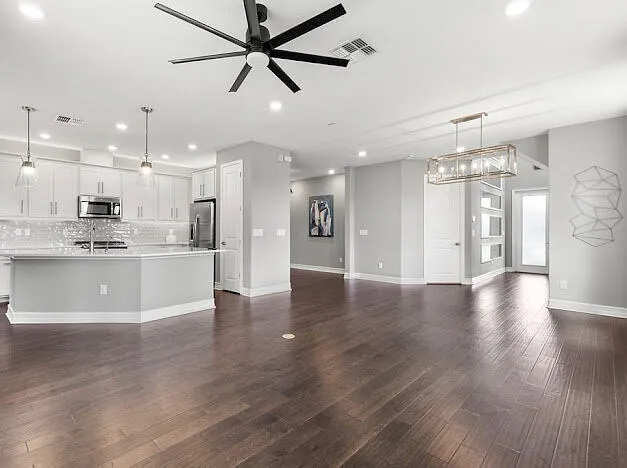 5166 San Martino Dr — Photo 4