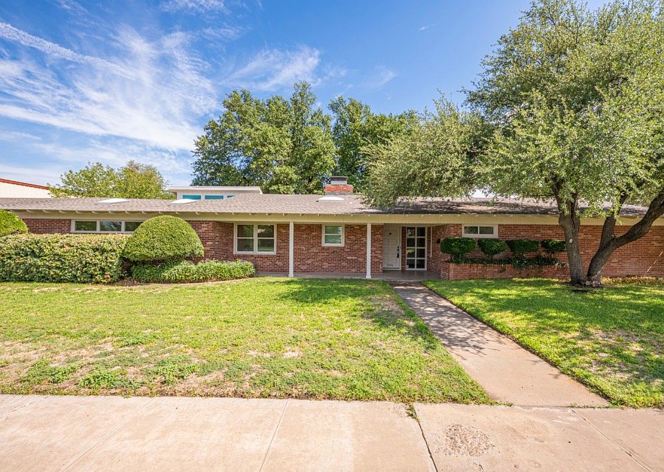 1st image of 3104 Eastover Dr