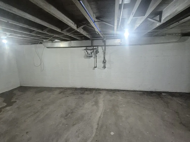 433 Plaza Ave — Photo 14