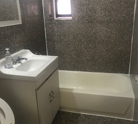 4th image of 2514 31st Ave APT 2C