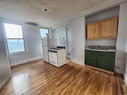 Kitchen, photo 2