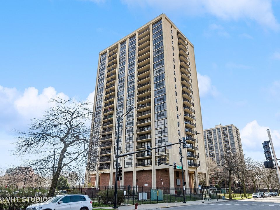 1st image of 2901 S Michigan Ave APT 1608
