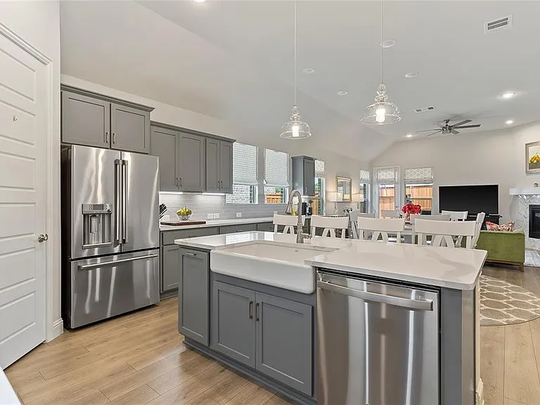 3908 Starlight Creek Dr — Photo 19