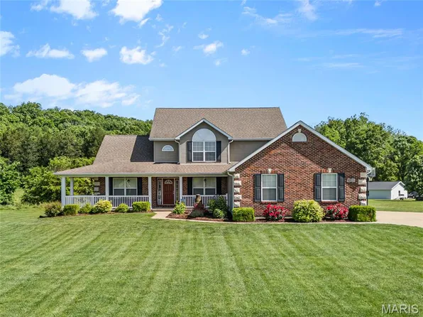 8525 Sagamore Dr, Cedar Hill, MO 63016